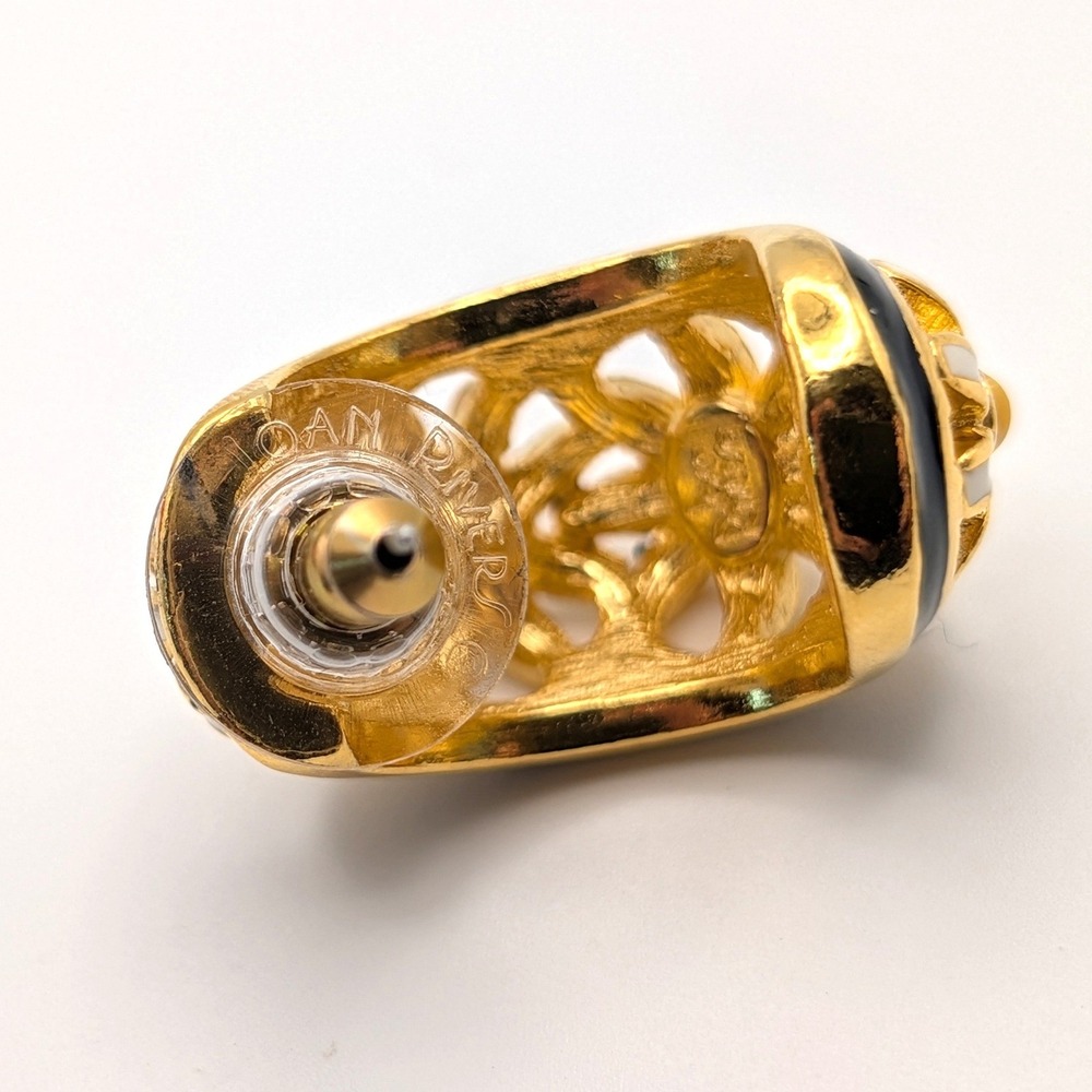 Joan Rivers Enamel Daisy Hoop Earrings Gold Tone White Floral Huggie Post - Picture 4 of 6